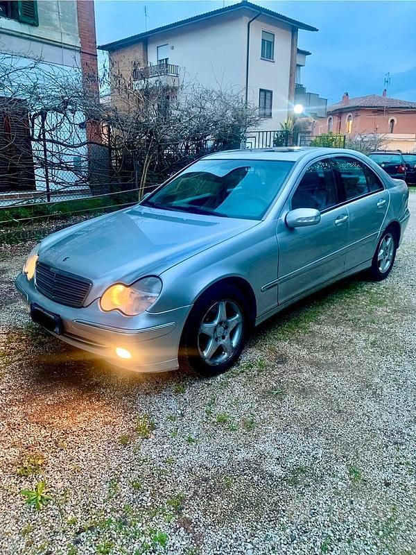 Usata Mercedes C220 2002 Grigio Berlina