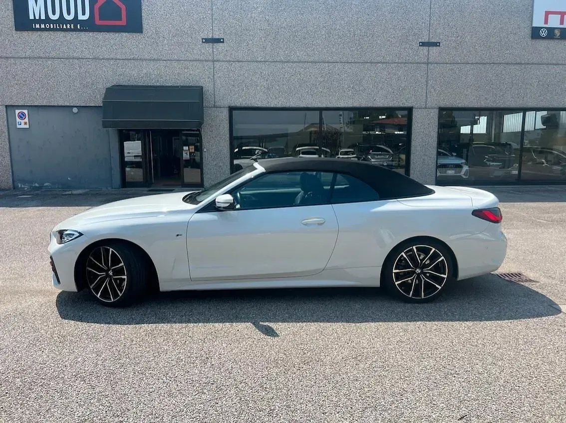 Usata BMW 420 Cabriolet M Sport 190 CV (139 kW) 2023 Bianco Cabrio