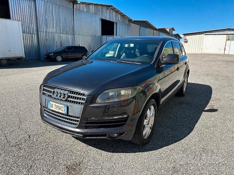 Nero Usata 2008 Audi Q7 Advanced SUV | 4500 € (Super prezzo) - Immagine 1/4