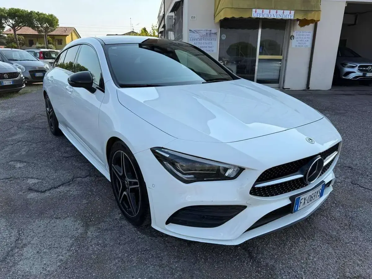 Usata Mercedes CLA200 Shooting Brake Premium 150 CV (110 kW) 2019 Bianco Station wagon