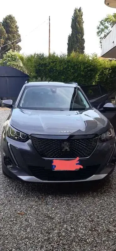Usata Peugeot 2008 Allure 131 CV (96 kW) 2020 Grigio SUV
