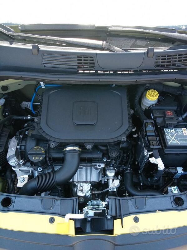 Nuova Fiat Panda 69 CV (50 kW) 2025 Giallo Utilitaria