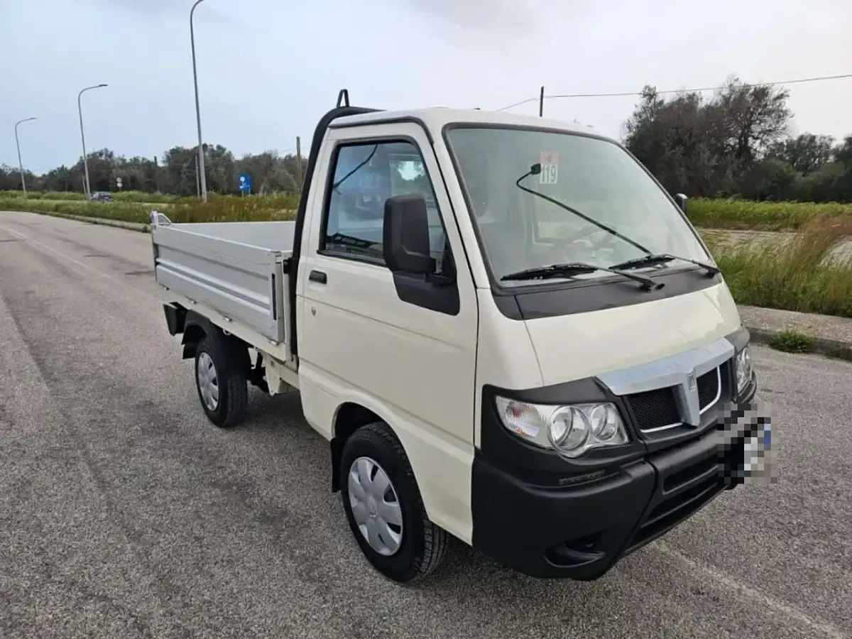 Usata Piaggio Porter 83 CV (61 kW) 2017 Bianco Utilitaria