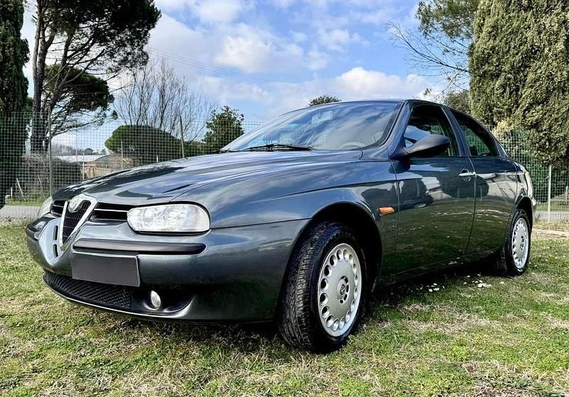 Usata Alfa Romeo 156 144 CV (105 kW) 2000 Grigio Berlina
