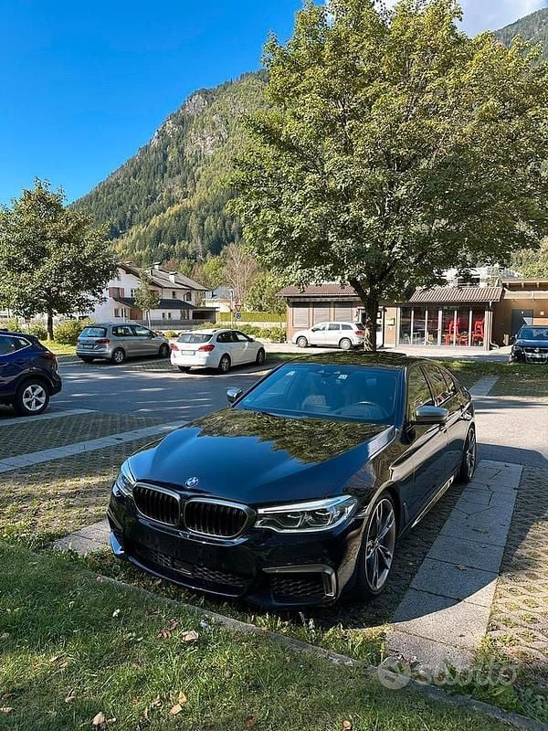Nero Usata 2019 BMW M550 Tre volumi | 35.000 € - Immagine 1/4