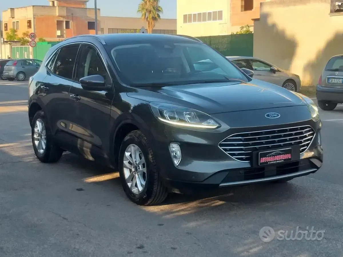Usata Ford Kuga Titanium X 120 CV (88 kW) 2020 Grigio SUV