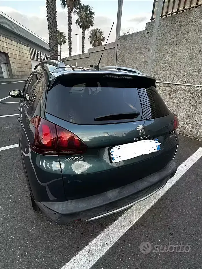 Usata Peugeot 2008 99 CV (72 kW) 2017 SUV
