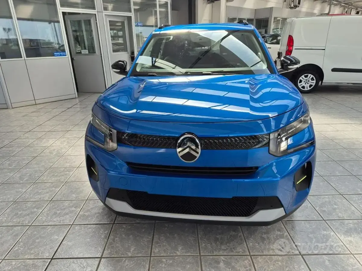 Nuova Citroën C3 101 CV (74 kW) 2026 Grigio SUV