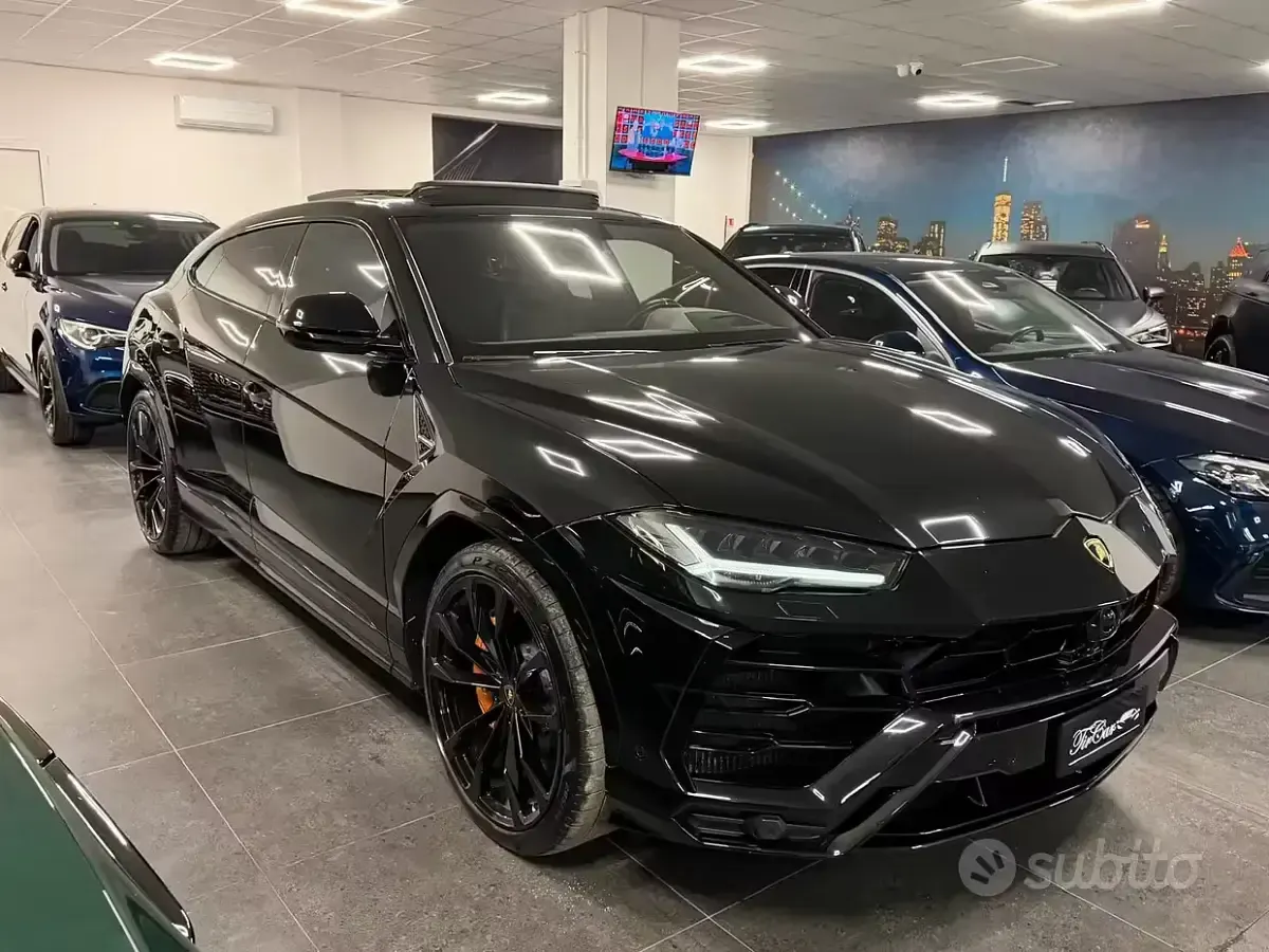 Usata Lamborghini Urus 650 CV (478 kW) 2022 Nero SUV
