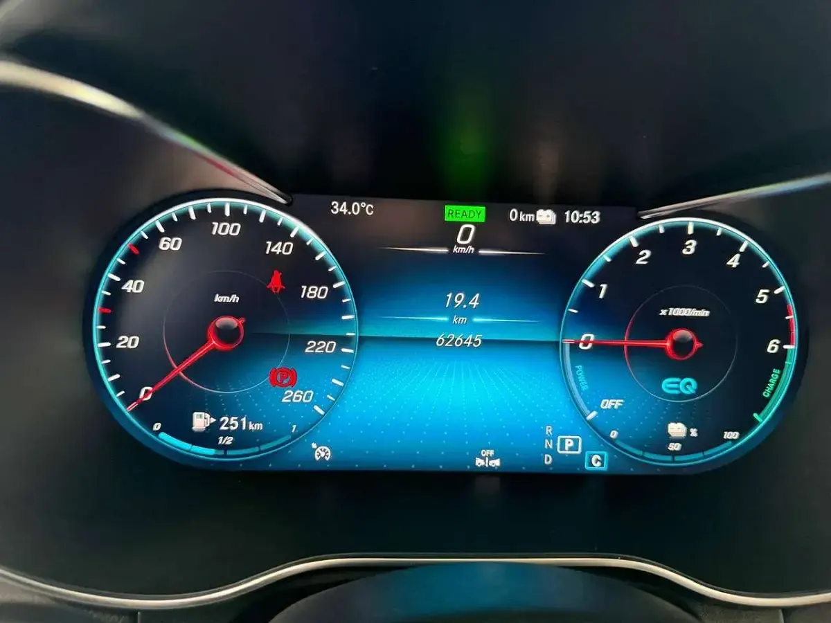 Usata Mercedes GLC300 Premium 194 CV (142 kW) 2021 Nero SUV