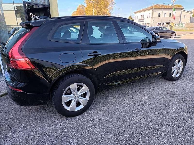 Usata Volvo XC60 Core 197 CV (144 kW) 2022 Nero SUV