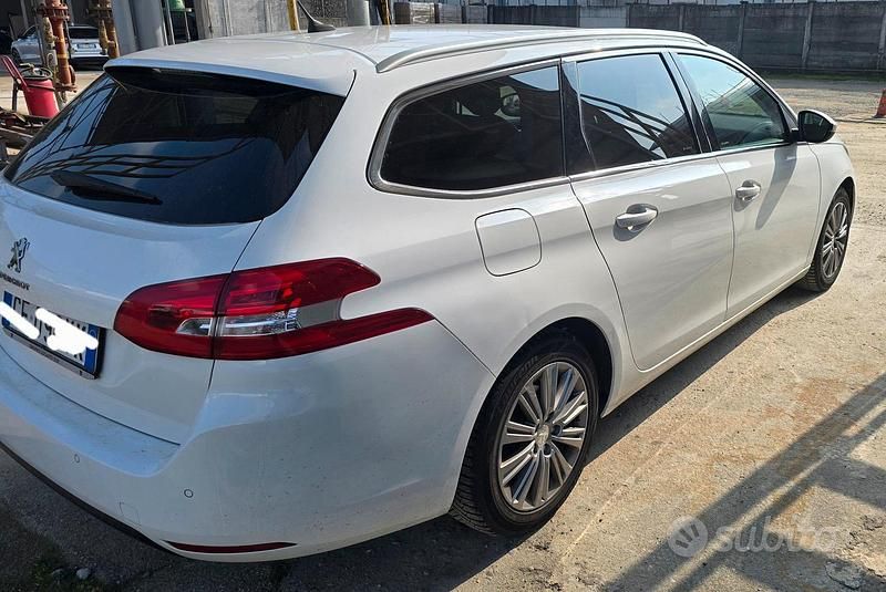 Usata Peugeot 308 2021 Bianco Station wagon