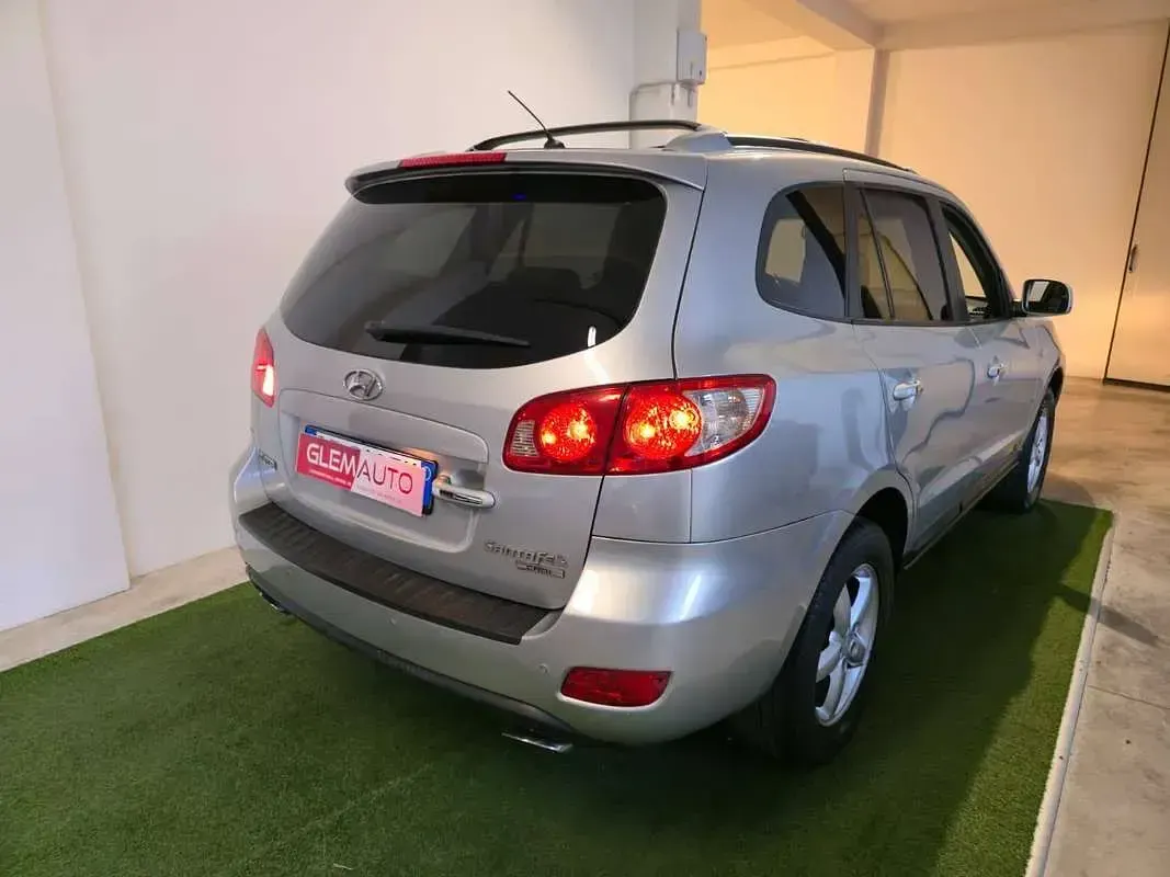 Usata Hyundai Santa Fe Dynamiq 155 CV (114 kW) 2006 Argento SUV