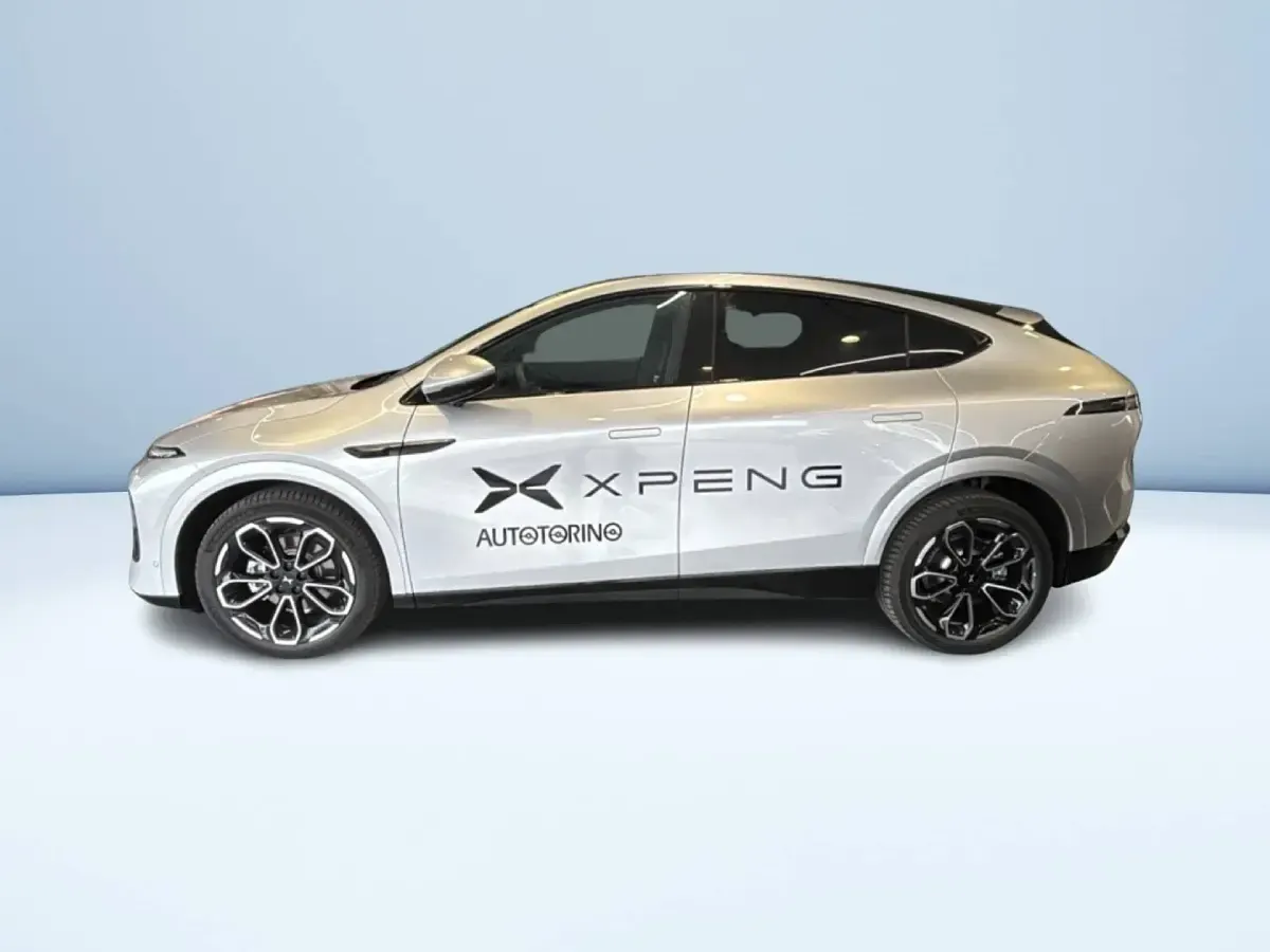 Usata XPENG G6 AWD Performance 358 kW (488 CV) 2026 Argento metallizzato SUV