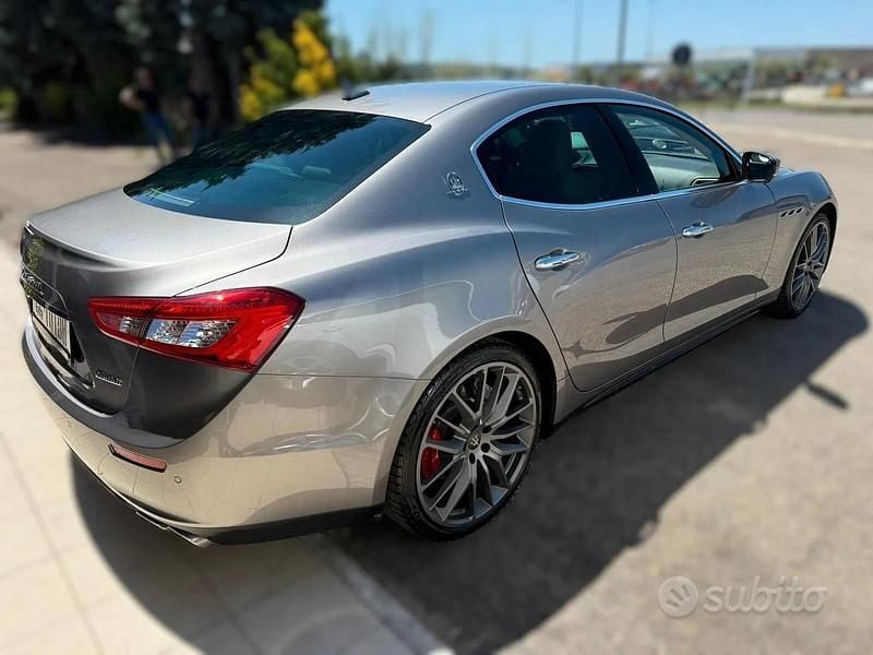 Usata Maserati Ghibli 2017 Grigio Berlina