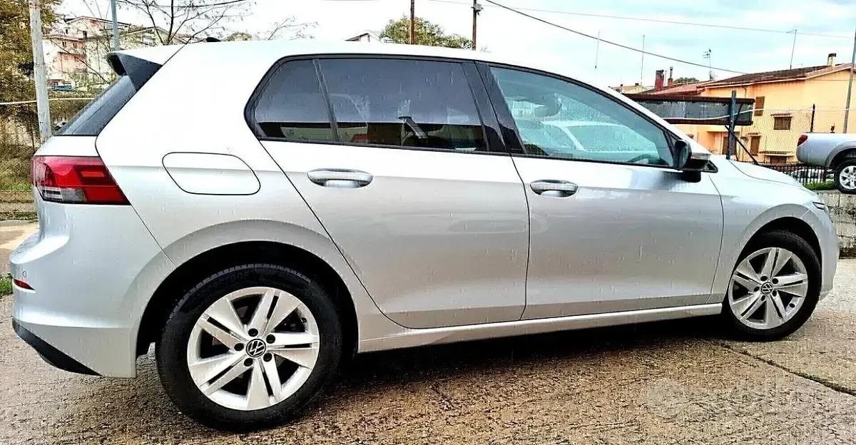 Second-hand VW Golf VII Style 150 CP (110 kW) 2021 Gri Hatchback