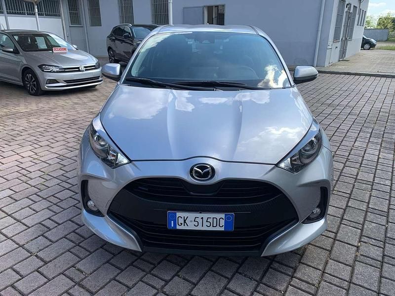 Usata Mazda 2 Comfort 92 CV (67 kW) 2022 Argento Utilitaria