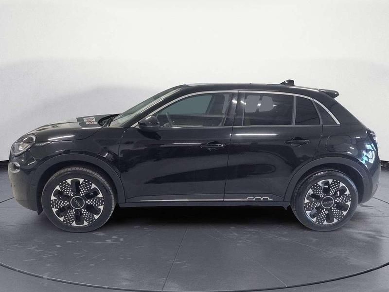 Usata Fiat 600 La Prima 101 CV (74 kW) 2025 Nero SUV