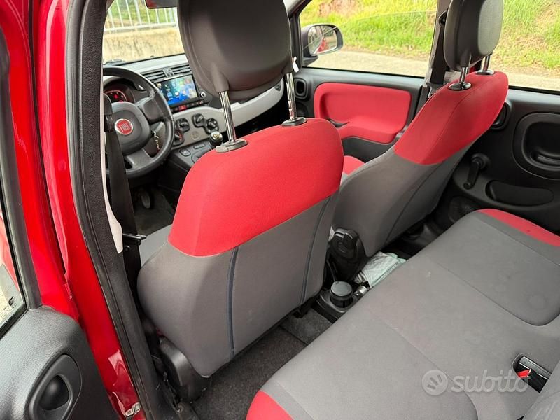 Usata Fiat Panda Easy 86 CV (63 kW) 2013 Rosso Utilitaria