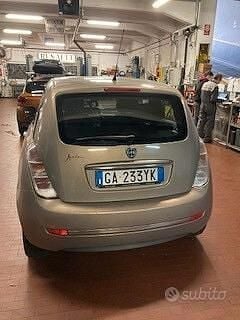 Usata Lancia Ypsilon 59 CV (43 kW) 2008 Beige Utilitaria