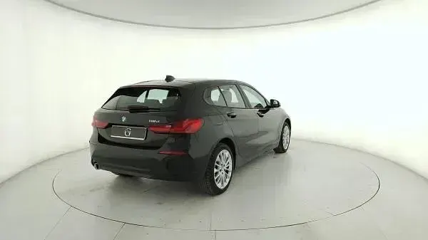Usata BMW 116 Advantage 116 CV (85 kW) 2022 Nero Utilitaria