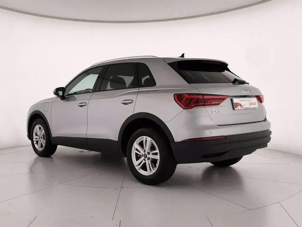 Usata Audi Q3 Business 245 CV (180 kW) 2023 Argento fioretto metallizzato SUV