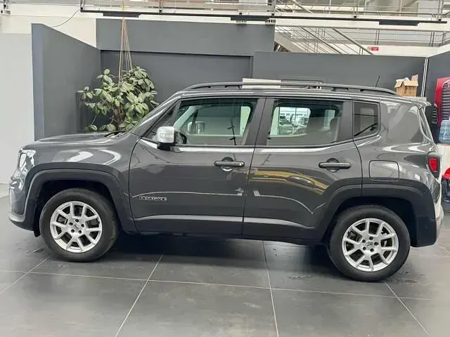 Usata Jeep Renegade Limited 131 CV (96 kW) 2022 Grigio SUV