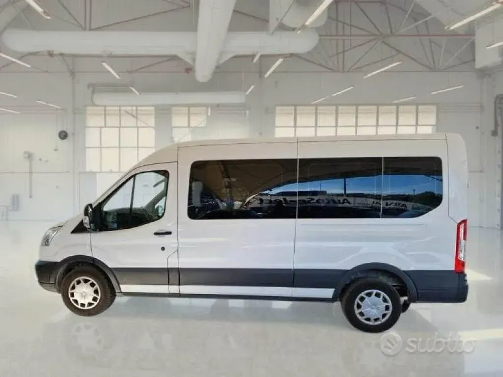 Usata Ford Transit Custom 131 CV (96 kW) 2021 Bianco Monovolume