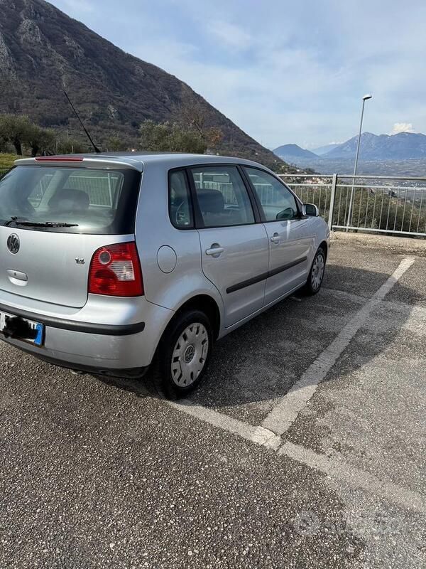 Usata VW Polo 75 CV (55 kW) 2002 Grigio Utilitaria