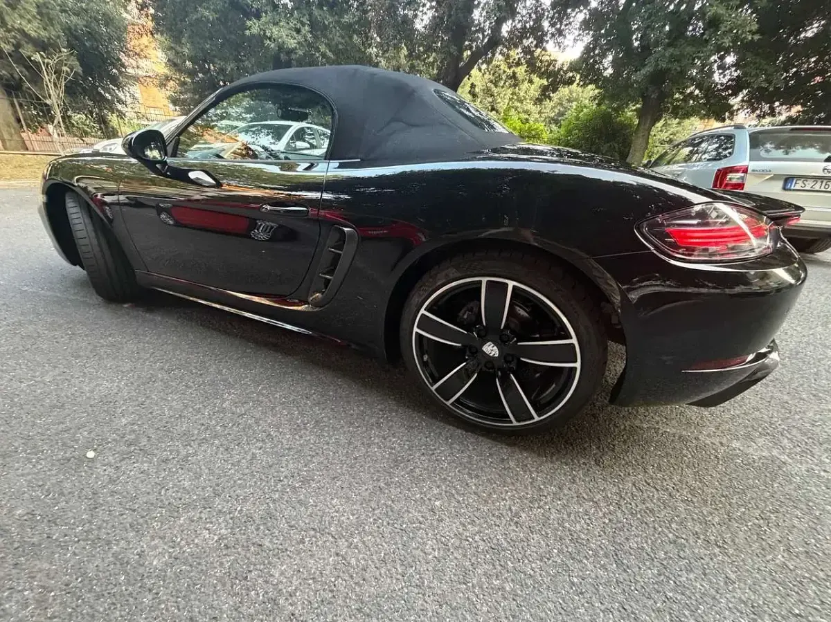 Usata Porsche 718 299 CV (219 kW) 2019 Nero Cabrio