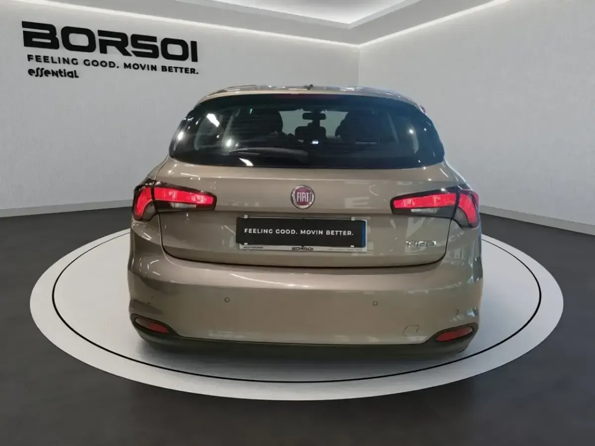 Brugt Fiat Tipo Lounge 95 HK (69 kW) 2018 Guld Sedan