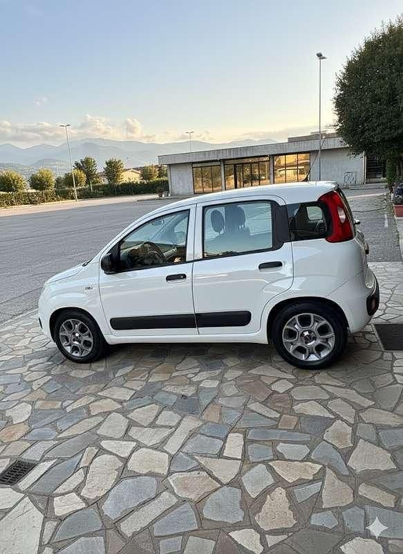 Usata 2016 Fiat Panda Young Due volumi | 8500 € (Buon prezzo) - Immagine 1/4