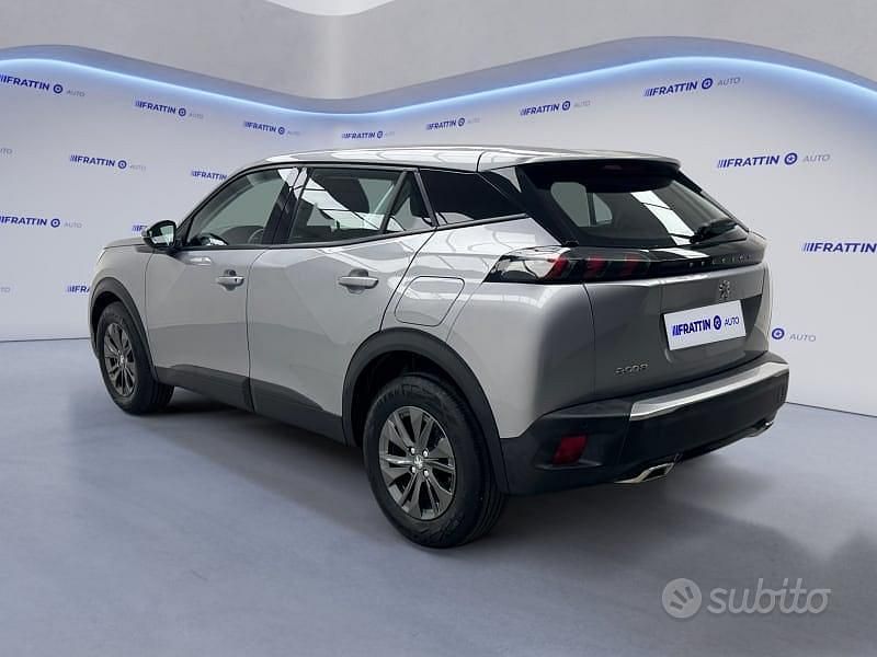 Occasion Peugeot 2008 Active 131 ch (96 kW) 2021 Gris SUV