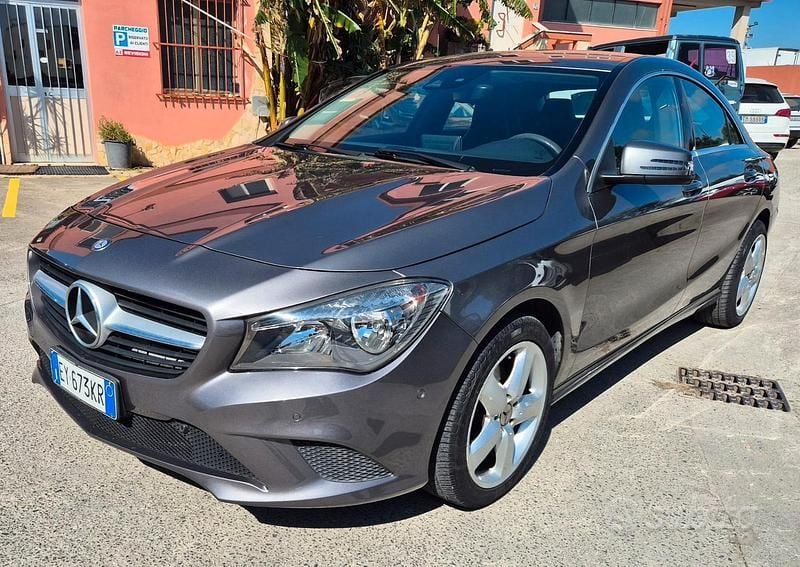 Usata Mercedes CLA180 Executive 109 CV (80 kW) 2015 Berlina
