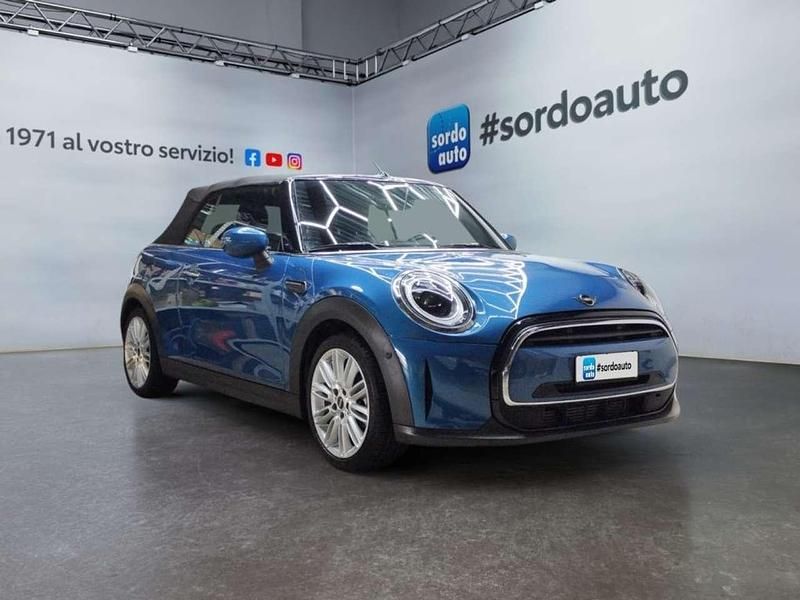 Usata Mini Cooper Cabriolet Essential 136 CV (100 kW) 2022 Blu Cabrio