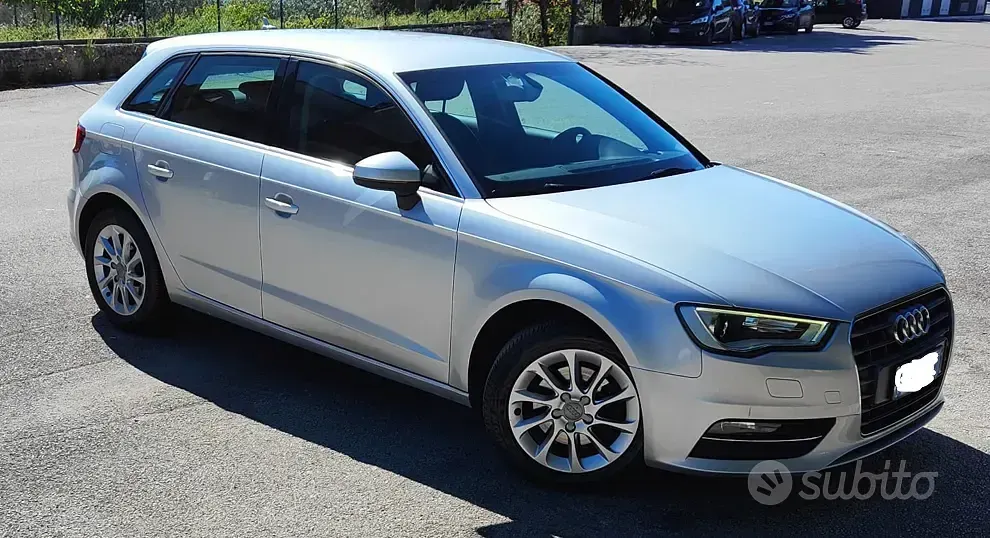 Usata Audi A3 Sportback 105 CV (77 kW) 2014 Grigio Utilitaria
