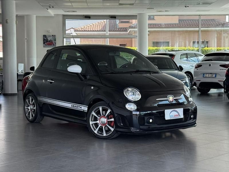 Usata Abarth 500 Custom 135 CV (99 kW) 2013 Viola SUV