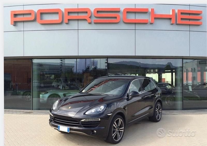 Usata Porsche Cayenne 245 CV (180 kW) 2012 Nero SUV