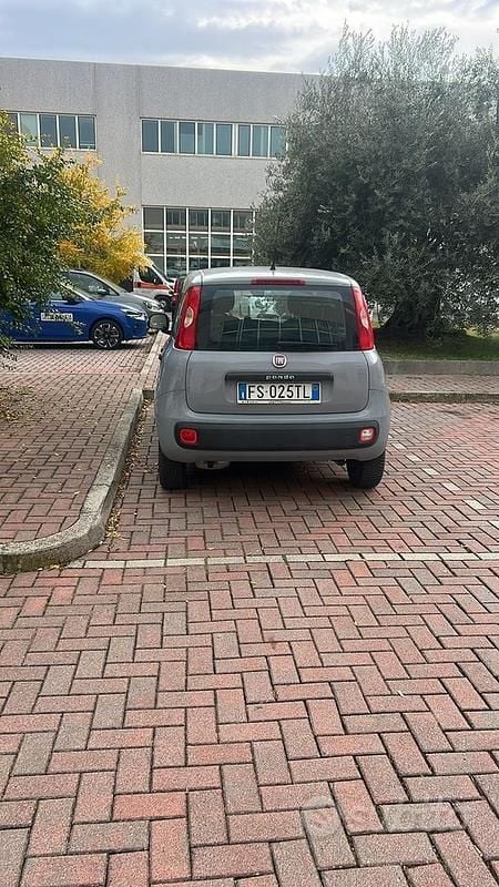 Usata Fiat Panda Pop 69 CV (50 kW) 2018 Grigio Utilitaria