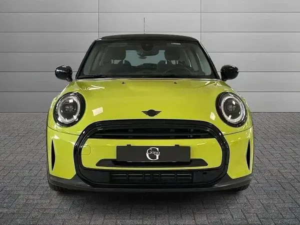 Usata Mini Cooper Classic 136 CV (100 kW) 2023 Giallo Utilitaria