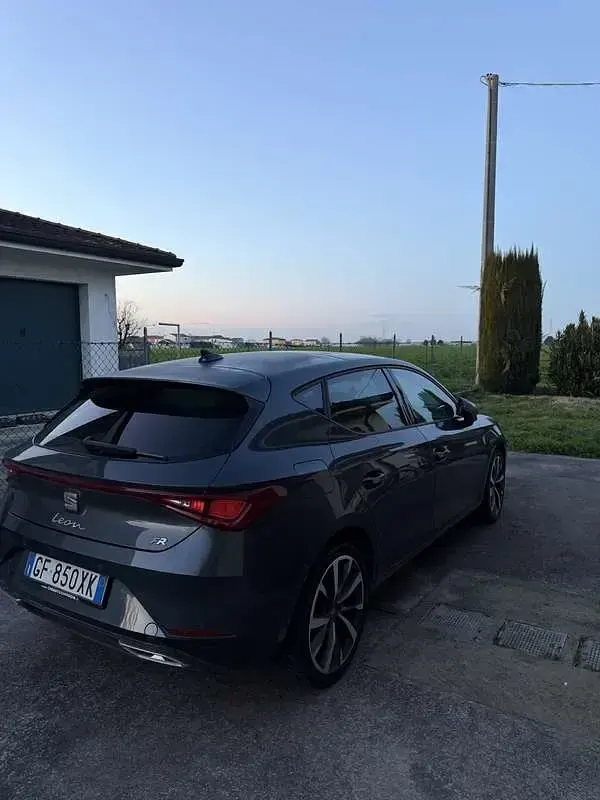 Usata Seat Leon FR 131 CV (96 kW) 2021 Berlina