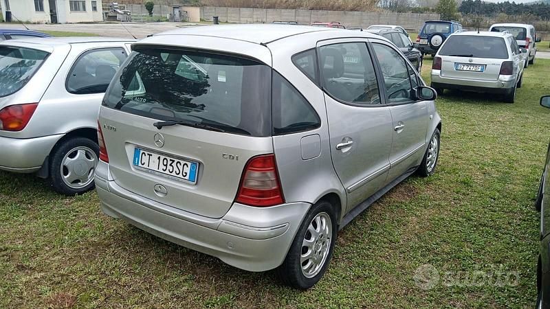 Usata Mercedes A170 95 CV (69 kW) 2003 Argento Berlina
