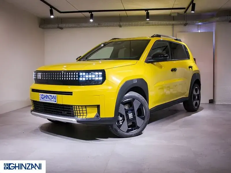 Nuova Fiat Grande Panda La Prima 101 CV (74 kW) 2025 Giallo Utilitaria