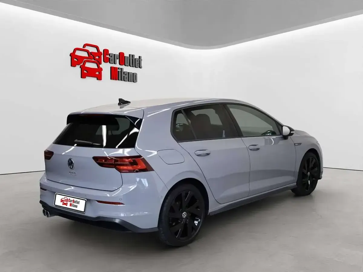 Usata VW Golf VIII GTD 200 CV (147 kW) 2022 Moonstone grey Berlina