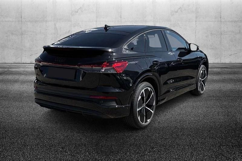 Usata Audi Q4 e-tron S-Line 125 kW (170 CV) 2023 Nero metallizzato SUV