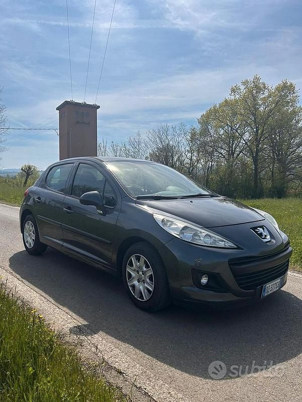 Usata Peugeot 207 2009 Grigio Berlina