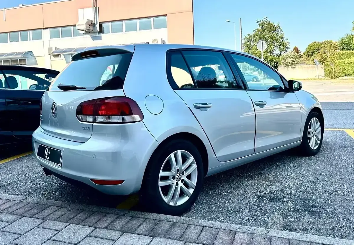 Usata VW Golf VI 110 CV (80 kW) 2009 Grigio Berlina