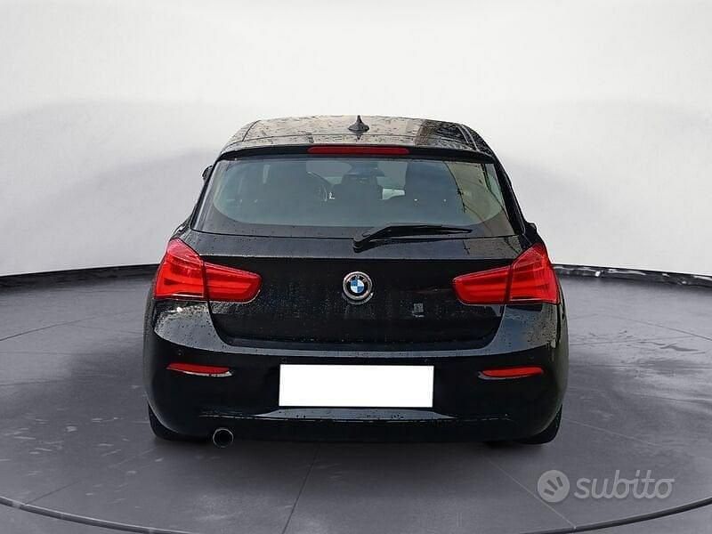 Usata BMW 116 Advantage 116 CV (85 kW) 2017 Nero Utilitaria