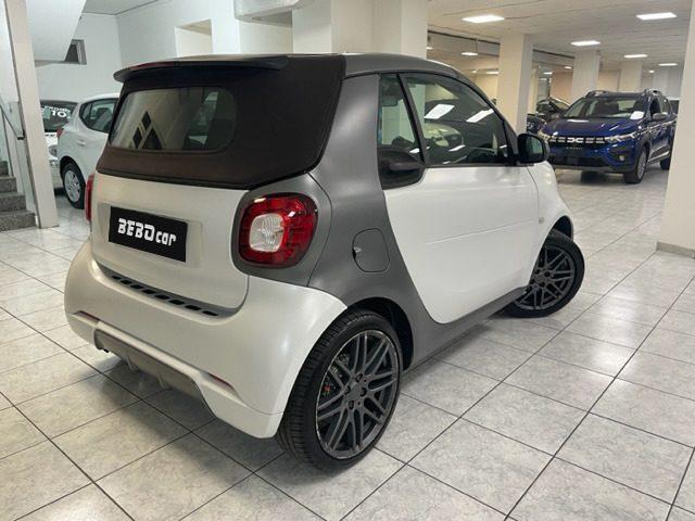 Usato 2017 Smart ForTwo Cabrio 0.9 Benzin 90 CV (17.900 €)