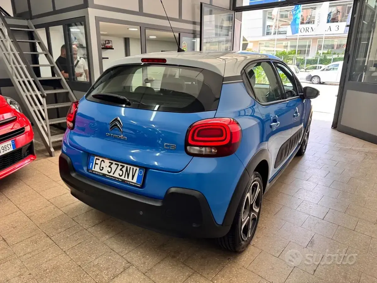 Usata Citroën C3 Shine 75 CV (55 kW) 2017 Blu Berlina